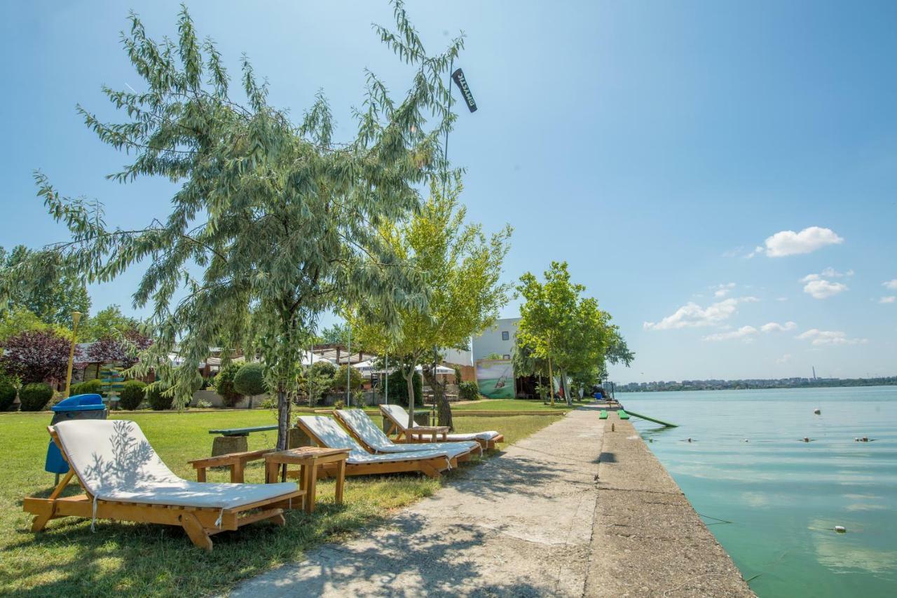 Hotel Piccadilly Mamaia Eksteriør billede